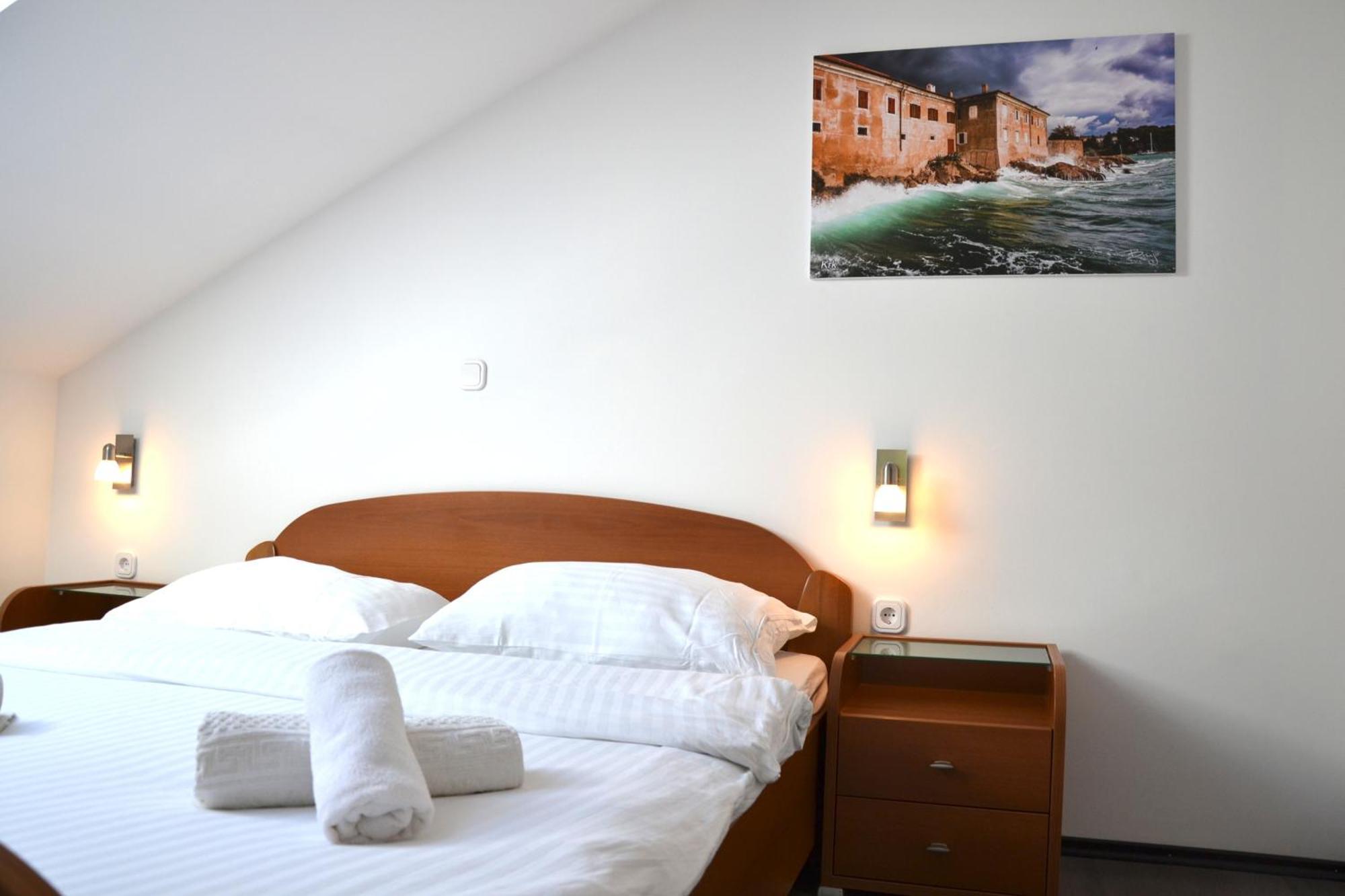 Apartments Monika Bed & Breakfast 1&4 Punat Eksteriør bilde